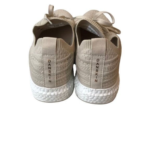 Danskin woman's Bloom Natural Textured Sneaker Polyester Stretch Knit Size 8.5 - Picture 4 of 7
